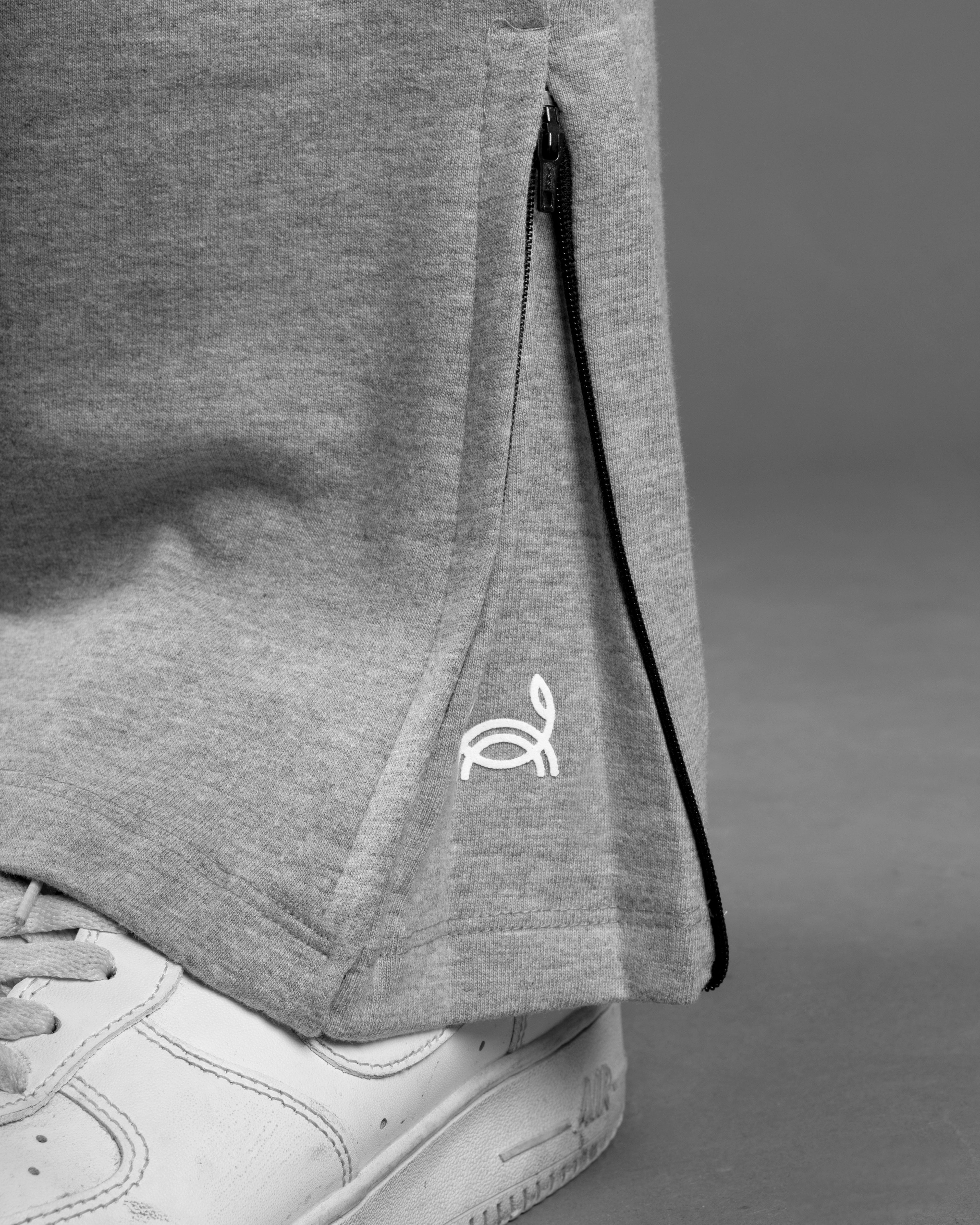 ZYPR Sweatpants [GREY]